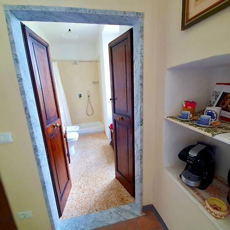 Villa De Benedetti Sarzana Phòng bức ảnh